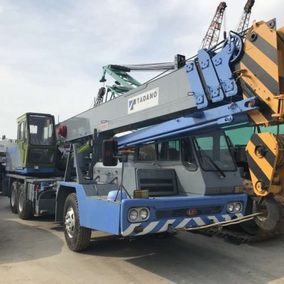 Four Sections Boom Japanese Made TL250E 25Ton Used Truck Crane TADANO For Sale